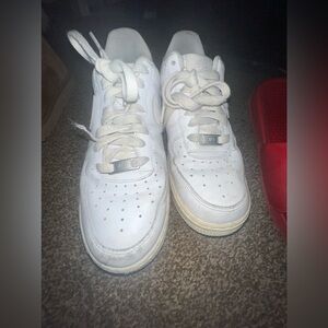 AIRFORCES SIZE 8.5 WOMENS